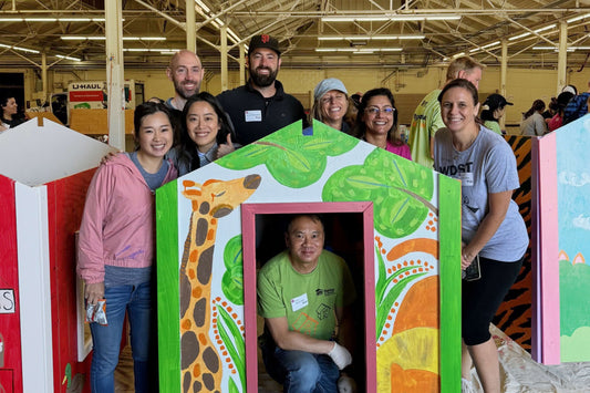 OLLY employees volunteering